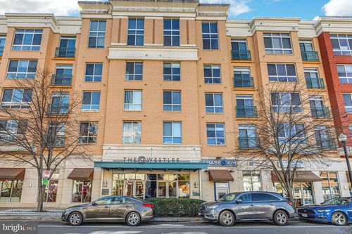 426-2200 N Westmoreland St, ARLINGTON, VA, 22213-1051 | Card Image