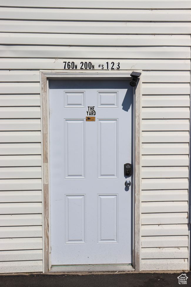 Doorway to property | Image 4