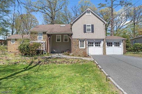 2637 Skytop Dr, Scotch Plains, NJ, 07076-1527 | Card Image