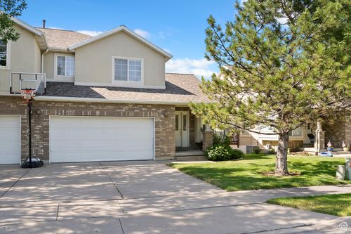 623 W 550 S, Centerville, UT, 84014-2128 | Card Image
