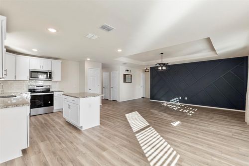 10121 Wyseby Rd, Crowley, TX, 76036-3823 | Card Image