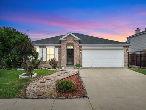 206 Shady Brook Dr, Arlington, TX, 76002-3317 | Card Image