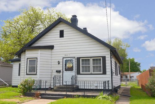 1105 W Lafayette St, Ottawa, IL, 61350-1725 | Card Image