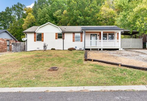 638 Putnam Dr, Nashville, TN, 37218-1454 | Card Image