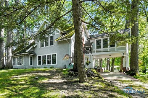 431 Forest Dr, Rossford, OH, 43460-1042 | Card Image