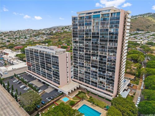 b601-4300 Waialae Ave, Honolulu, HI, 96816-5753 | Card Image