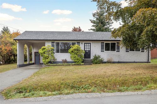 555 Weber St, Nanaimo, BC, V9R5P9 | Card Image
