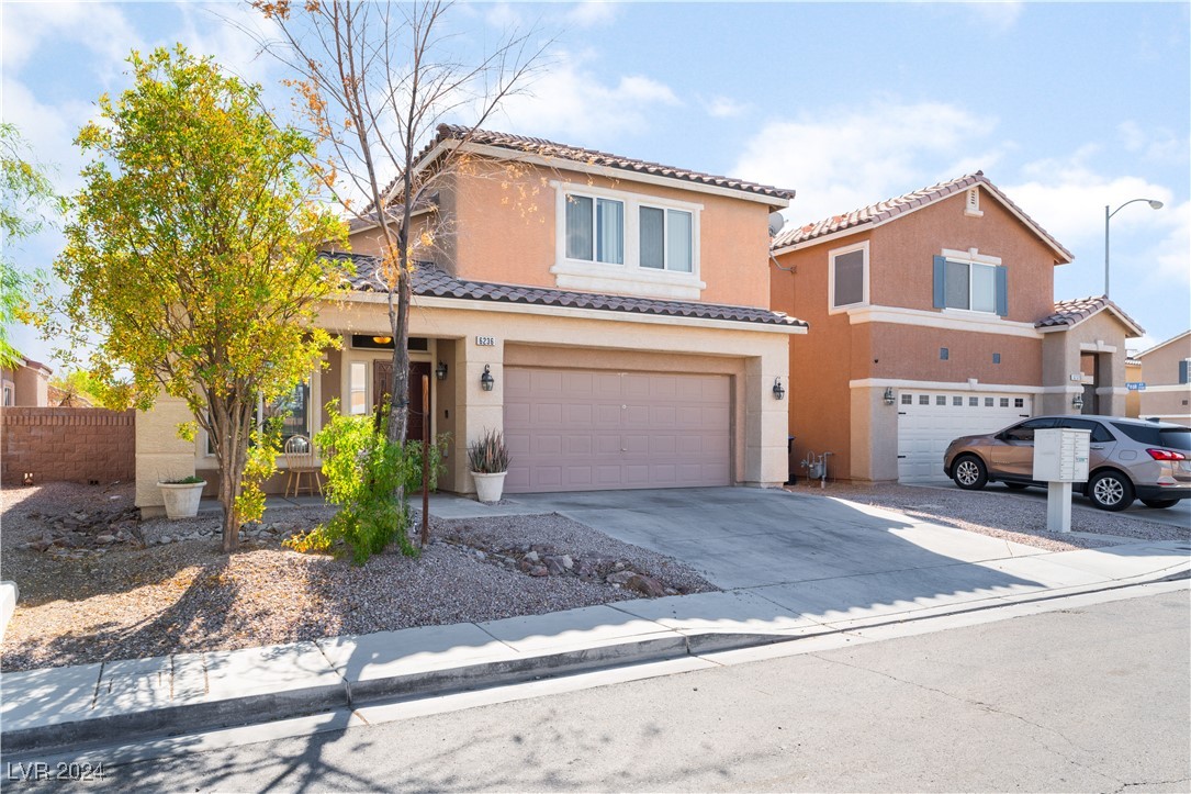Legend Falls St, North Las Vegas, NV 89081