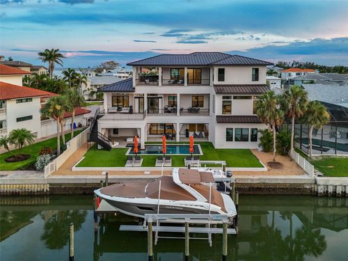 105 9th St E, TIERRA VERDE, FL, 33715-2204 | Card Image