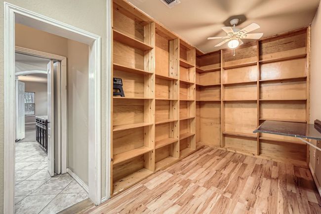Storage with a ceiling fan | Image 20