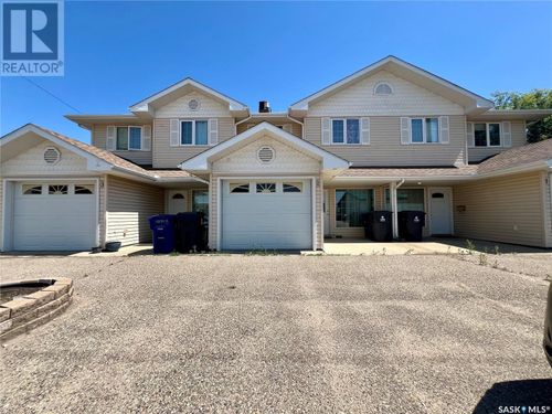 506 Centennial Blvd, Warman, SK, S0K4S1 | Card Image