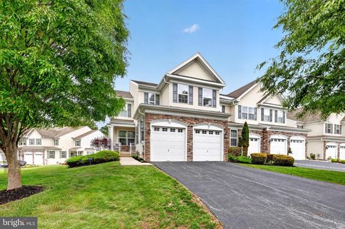 15 Newberry Ct, GLEN MILLS, PA, 19342-9523 | Card Image