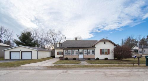 806 Water St, Ligonier, IN, 46767-2045 | Card Image