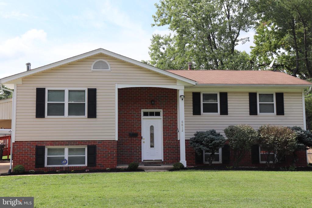 Magnolia Ter, Lanham, MD 20706