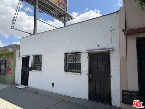 5016 E Olympic Blvd, Los Angeles, CA, 90022-3904 | Card Image