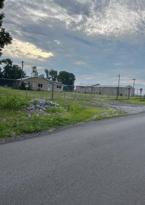 1753 Richpond Rd, Bowling Green, KY, 42104-8729 | Card Image