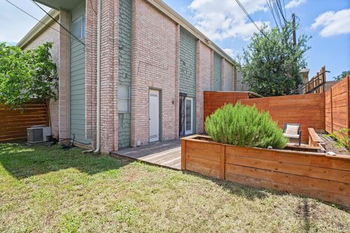 b-6410 Chimney Creek Cir, Austin, TX, 78723-3368 | Card Image