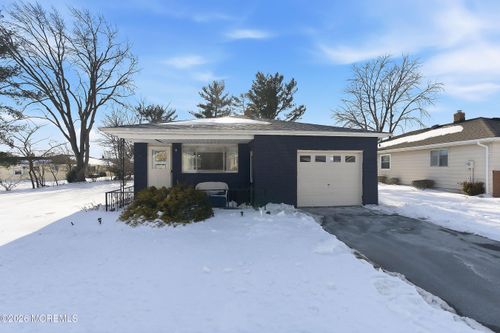 211 N Harrington Drive N, Toms River, NJ, 08757 | Card Image