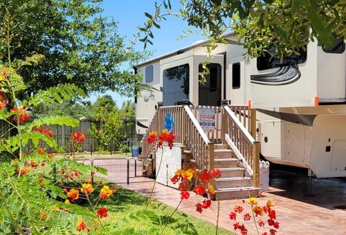 55 Augusta Cir, Aransas Pass, TX, 78336-2208 | Card Image