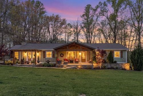 739 Lakeview St, Estill Springs, TN, 37330-1605 | Card Image