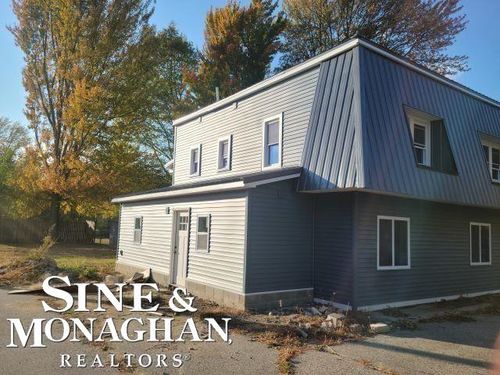 4007 Pine Grove Ave, Fort Gratiot, MI, 48059-3835 | Card Image