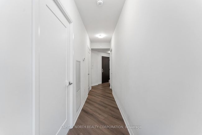 1011 - 9000 Jane St, Condo with 2 bedrooms, 2 bathrooms and 1 parking in Concord ON | Image 8
