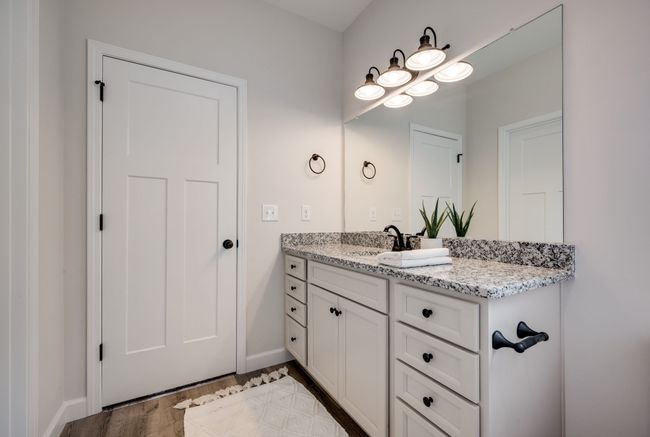 UPGRADED Granite Countertops in All Bathrooms | Image 20