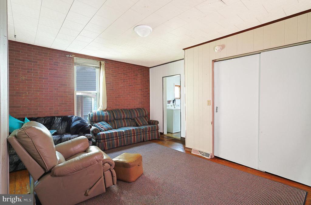 Residential in FROSTBURG 3