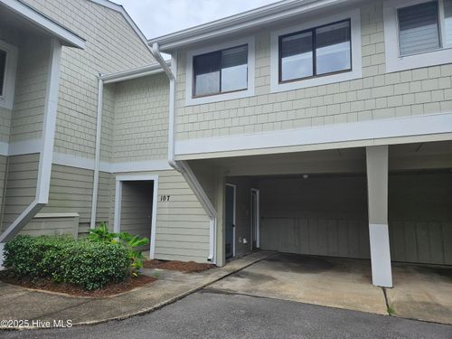 107 Driftwood Ct, Wrightsville Beach, NC, 28480-1744 | Card Image