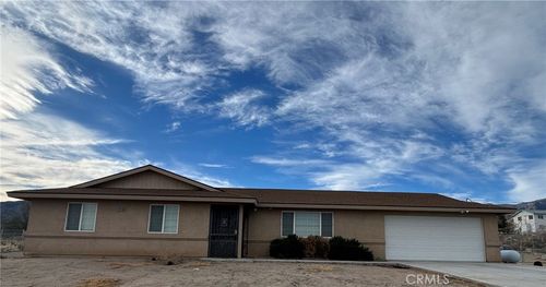 32643 Spinel Rd, Lucerne Valley, CA, 92356-8584 | Card Image
