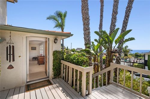 790 Wendt Ter, Laguna Beach, CA, 92651-2207 | Card Image