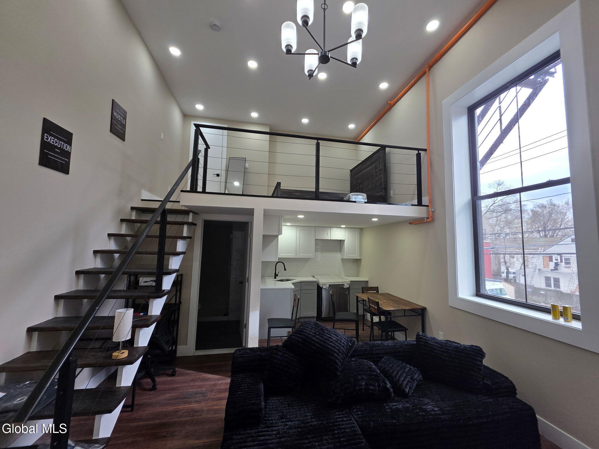 Residential Lease in Albany 2