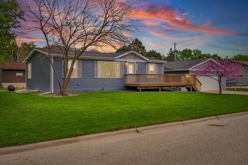1525 Holley Street, Holmen, WI, 54636 | Card Image