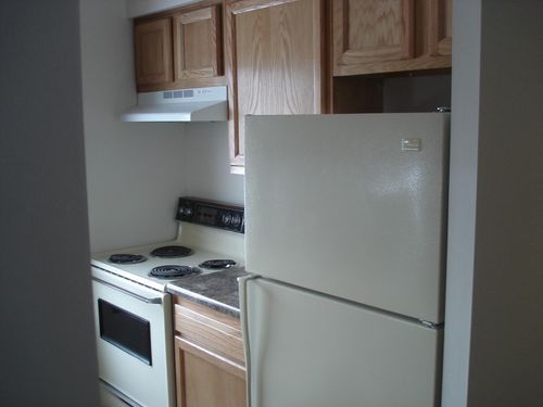 apt-202-116 Main St N, New London, MN, 56273-8565 | Card Image