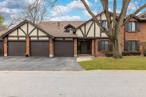 23a-11212 Cottonwood Dr, Palos Hills, IL, 60465-2533 | Card Image