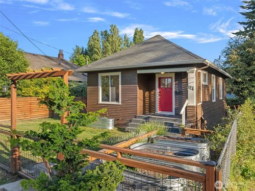 741 S Henderson St, Seattle, WA, 98108-4621 | Card Image