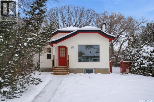 1709 Av E N, Saskatoon, SK, S7L1V3 | Card Image