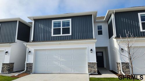 7303 S 204th Ave, Gretna, NE, 68028-4190 | Card Image