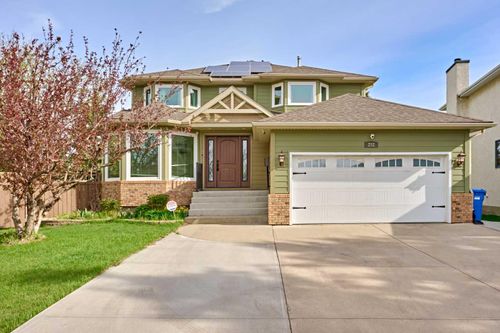 252 Edgebank Cir Nw, Calgary, AB, T3A4W1 | Card Image
