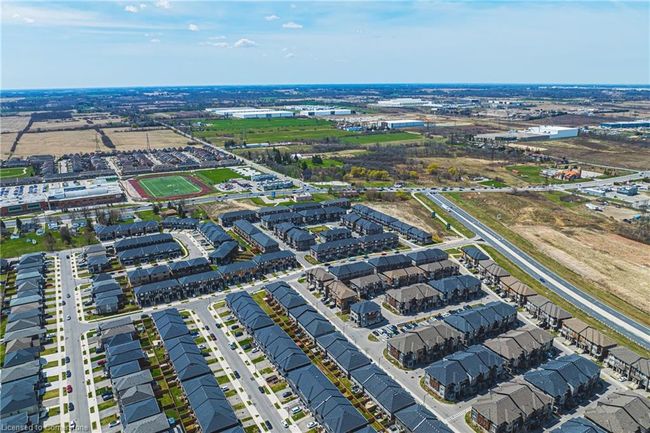 29 - 61 Soho St, Townhouse with 3 bedrooms, 3 bathrooms and 2 parking in Stoney Creek ON | Image 42