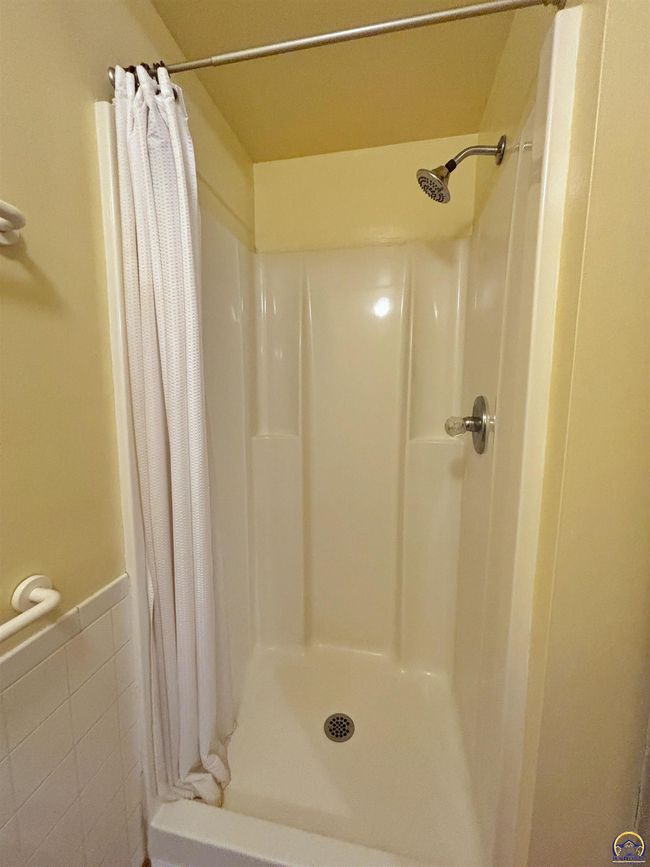 8827 Greenwood Ave, House other with 3 bedrooms, 3 bathrooms and null parking in Ozawkie KS | Image 24
