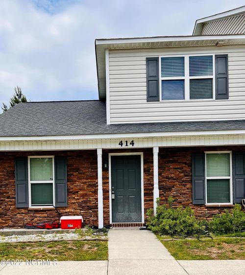414 Glenhaven Ln, Jacksonville, NC, 28546-8431 | Card Image