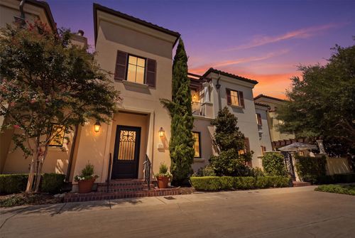 2712 Miro Ct, Fort Worth, TX, 76107-3072 | Card Image