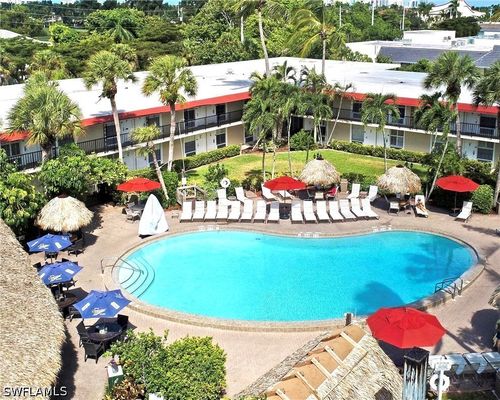 250-2555 Tamiami Trl N, NAPLES, FL, 34103-4408 | Card Image