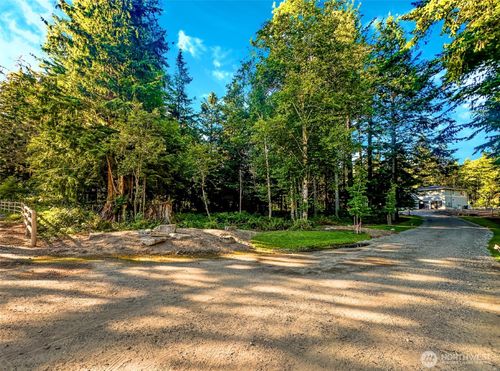 10412 348th Ave Se, Snoqualmie, WA, 98065-9208 | Card Image