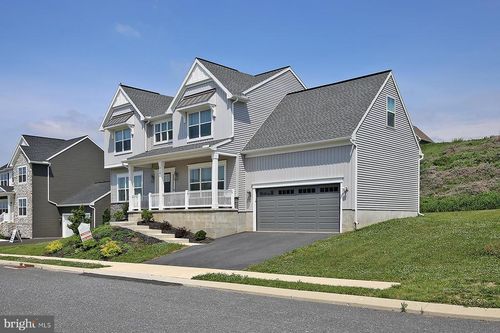 216 Copper Ridge Dr, NEWMANSTOWN, PA, 17073-9054 | Card Image