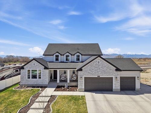 1501 N 3500 W, Provo, UT, 84601-6215 | Card Image