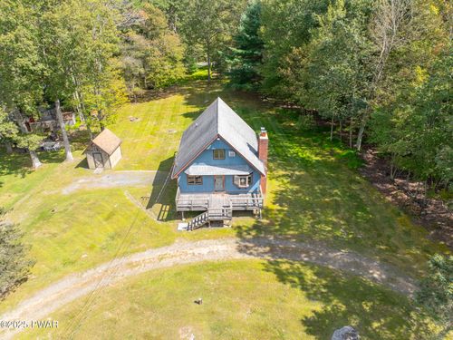 243 Sunrise Dr, Milford, PA, 18337-4027 | Card Image