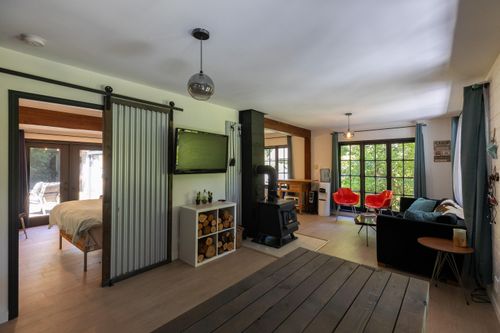 138 Esplanade Rd, Gibsons, BC, V0N1G2 | Card Image