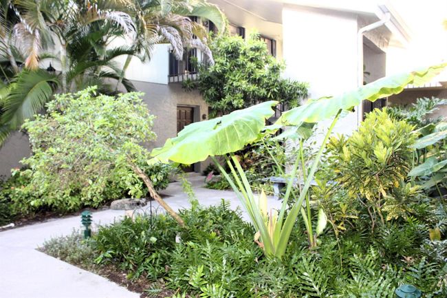 APT-2-3 - 800 Nw Fork Rd, Condo with 2 bedrooms, 2 bathrooms and null parking in Stuart FL | Image 5